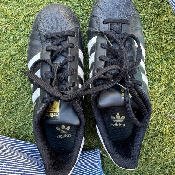 Shelltoe Black Adidas - Picture 9 of 11